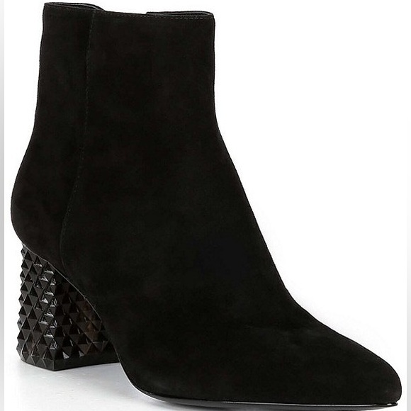 ANTONIO MELANI Shoes - NWOB $159 Kinsly Antonio Melani Suede Bootie